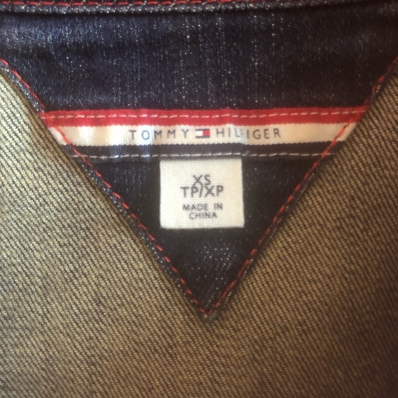 Tommy Hilfiger Medium Wash Denim Jacket - Picture 8 of 9